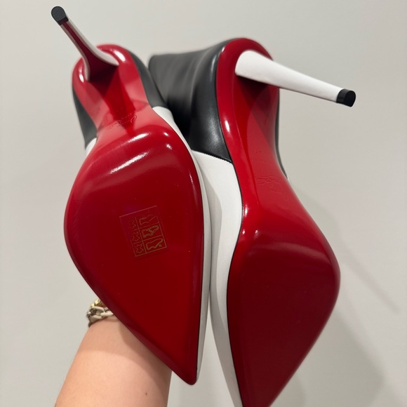 NIB Christian Louboutin Astrilarge Black and White Boots 41 - Picture 10 of 12